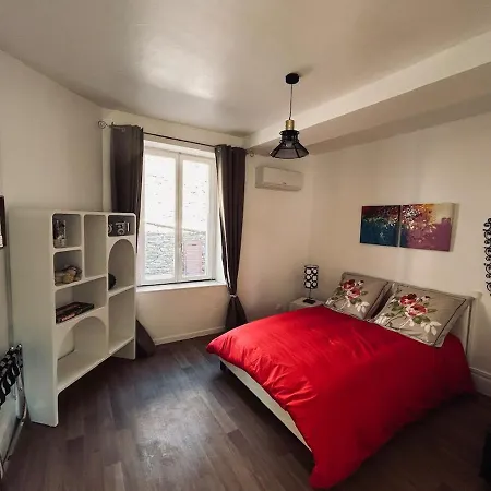 Superbe Renove Vue Sur Meuse Le Chic Dans Le Pre Apartment Bogny-sur-Meuse