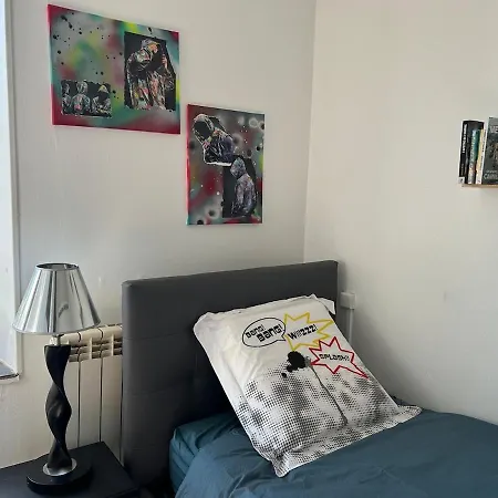 Superbe Renove Vue Sur Meuse Le Chic Dans Le Pre Apartment