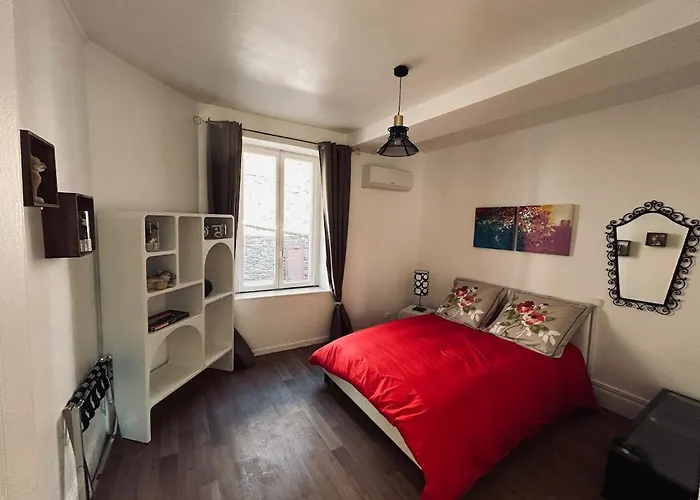 Superbe Renove Vue Sur Meuse Le Chic Dans Le Pre Apartment Bogny-sur-Meuse